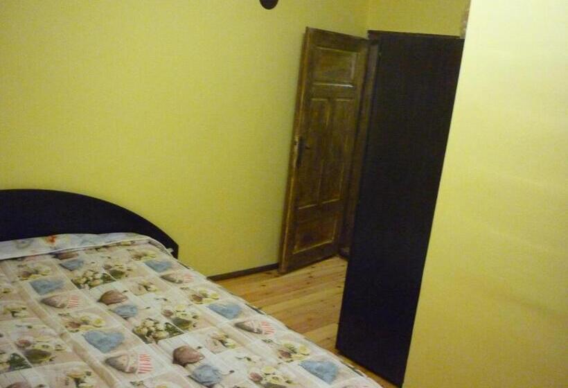 پانسیون Guest House „ivanovata House”