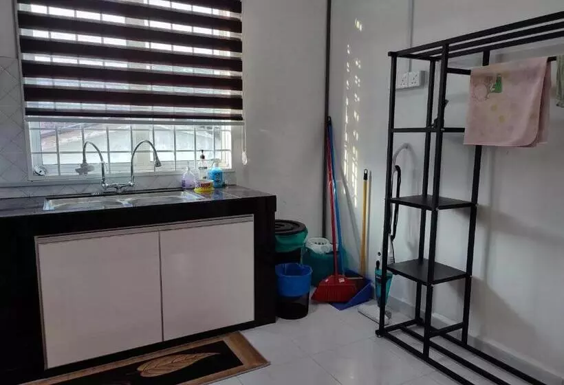 ペンション Kayangan Inn