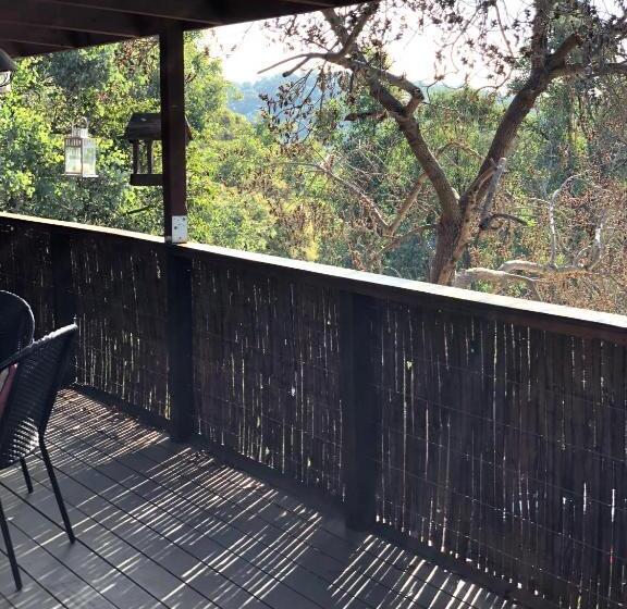 بنسيون The Green Room Wattle Glen