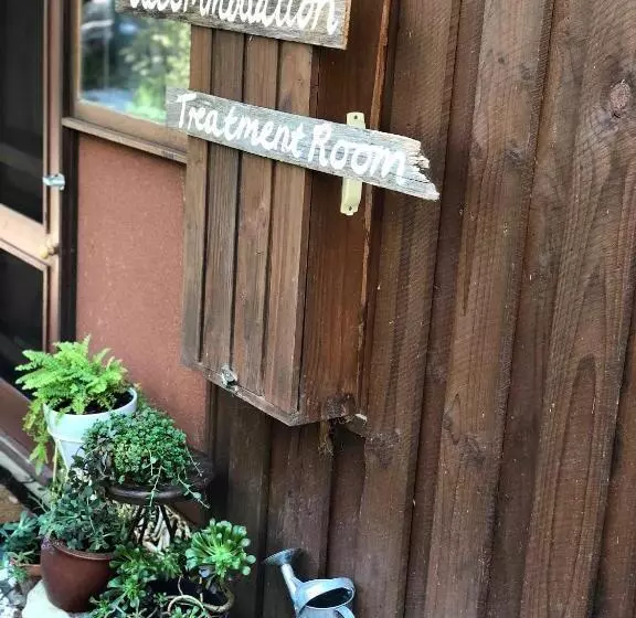 Majatalo The Green Room Wattle Glen