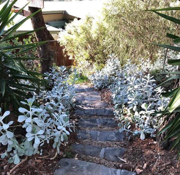 بنسيون The Green Room Wattle Glen