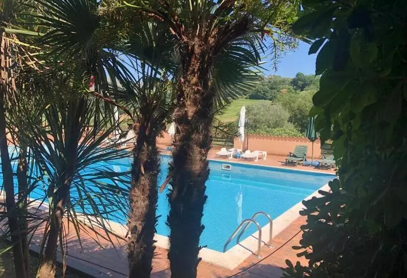 Rea Villa