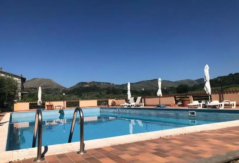 Rea Villa
