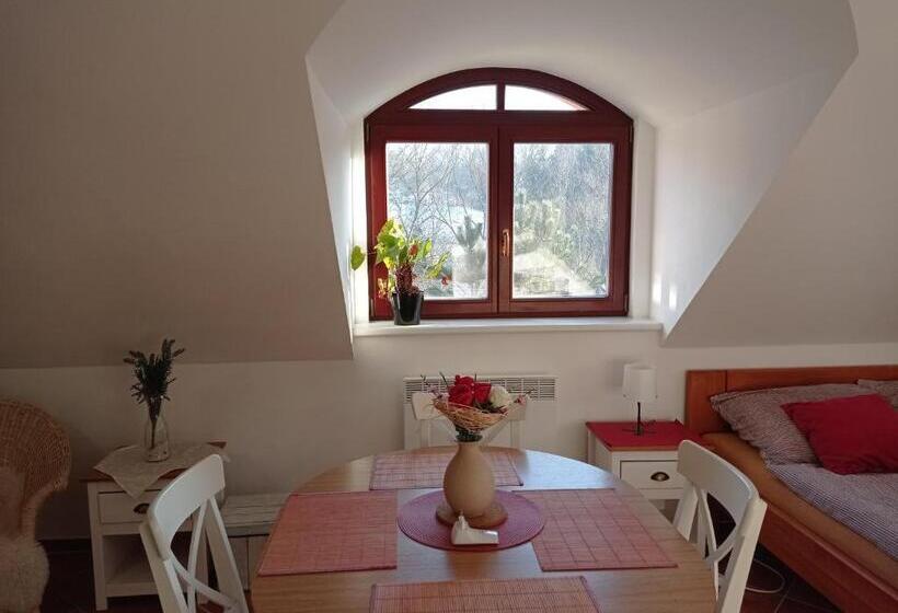 Apartmány U Orlického Jezera   Kamenice