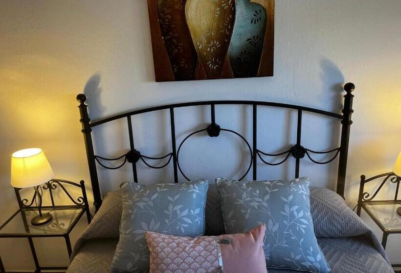 تختخواب و صبحانه Sarah Kite Ii Vv, Room 1