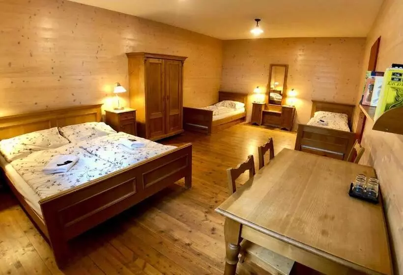 ホテル Pivovarský