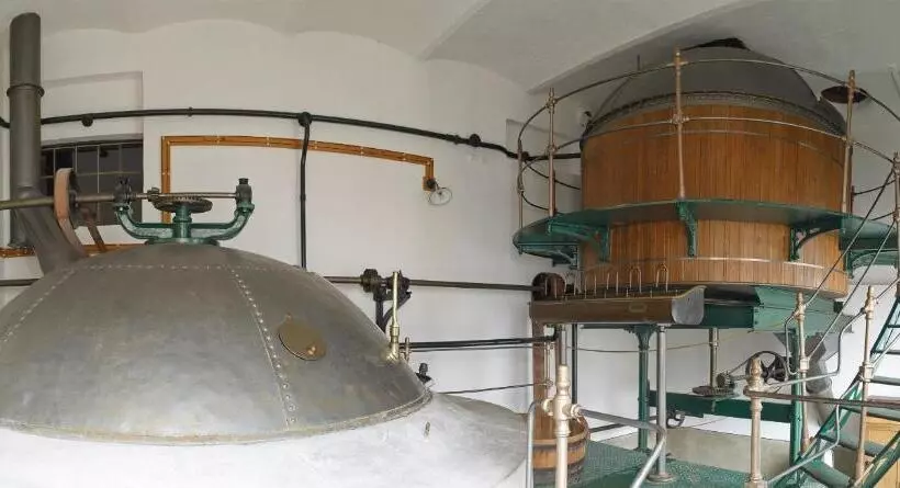 ホテル Pivovarský