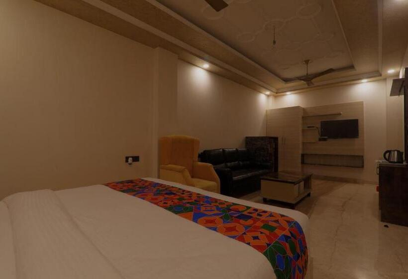 Отель Shri Tirupati Residency