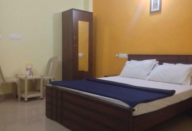 Hotel Star Residency