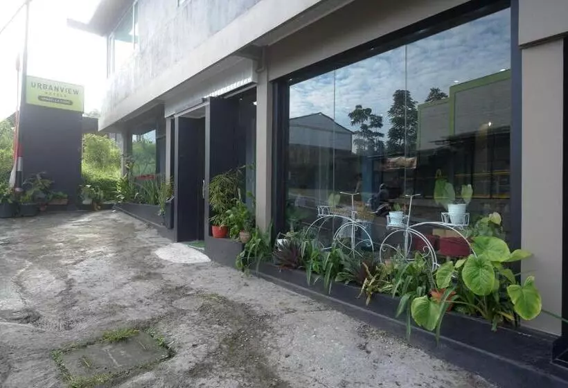 Urbanview Hotel Umbrella Dieng By Reddoorz