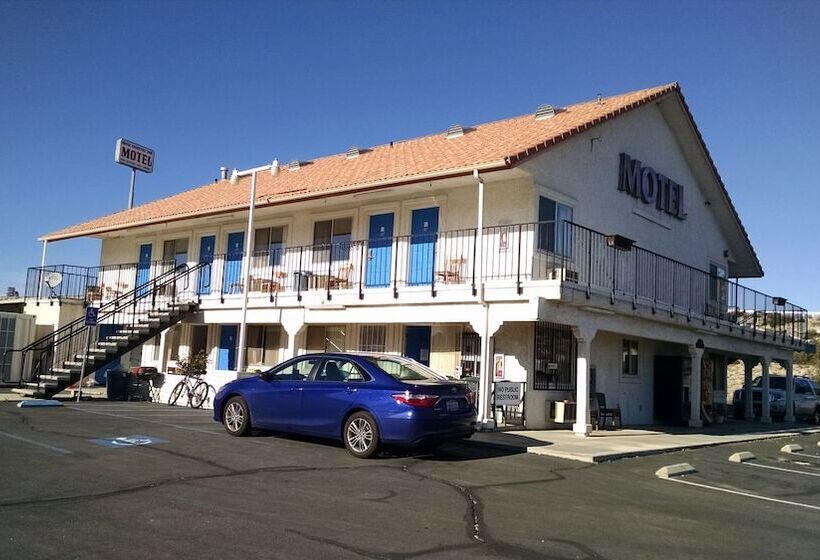 Backcountry Inn Motel