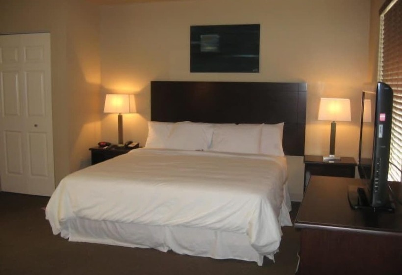 Hotel Ambassador Inn & Suites