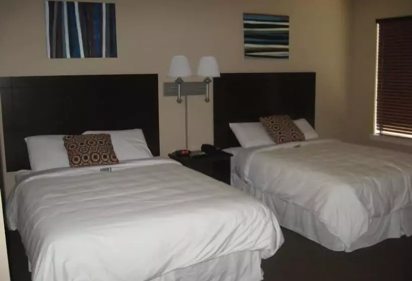 Hotelli Ambassador Inn & Suites