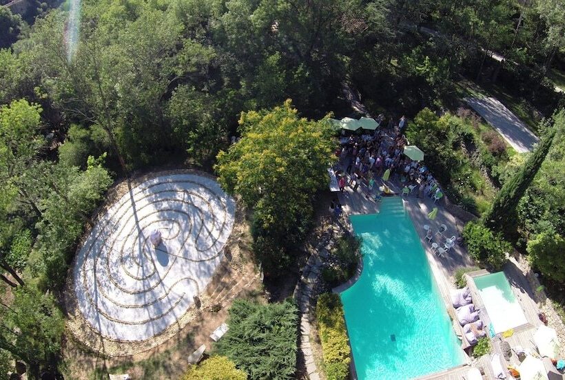 فندق Château De Madières  Châteauzen