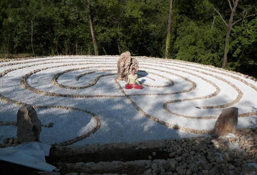 فندق Château De Madières  Châteauzen