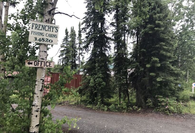 酒店 Frenchy's Fishing And Adventure Cabins