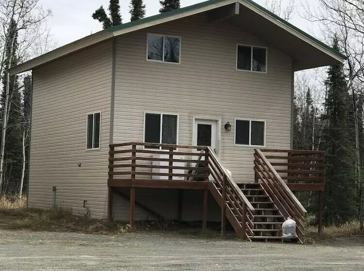 Hotelli Frenchy's Fishing And Adventure Cabins