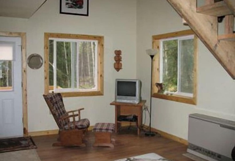 酒店 Frenchy's Fishing And Adventure Cabins