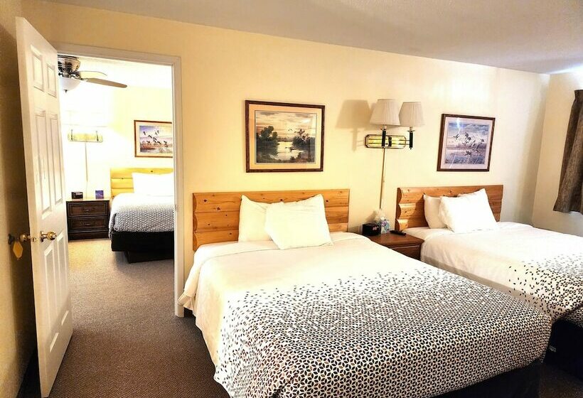 ホテル Grantsburg Inn