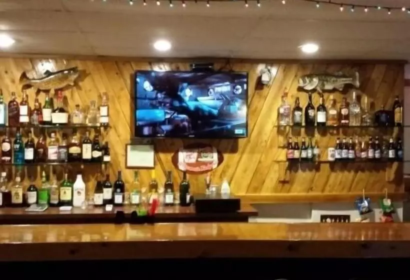 ホテル Inn Of The Pines