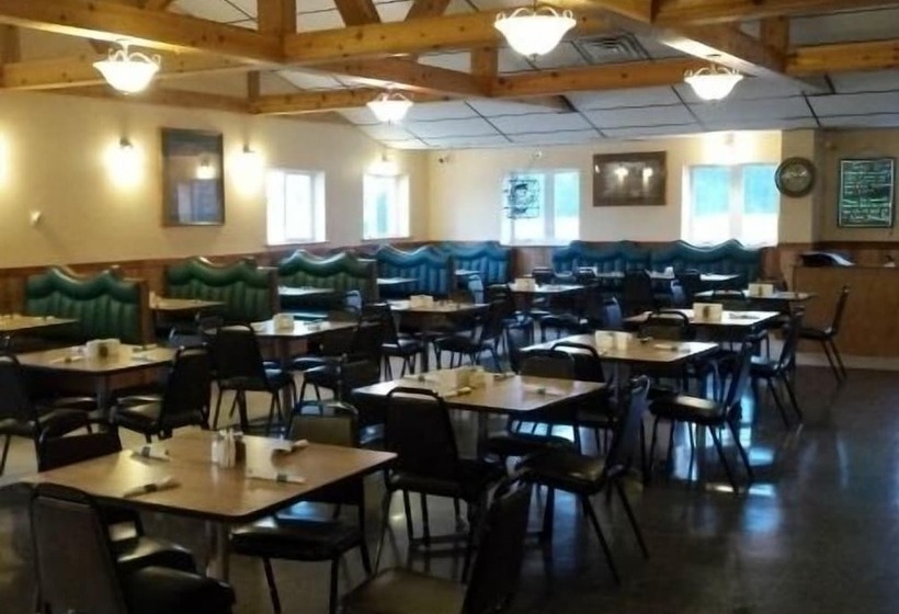 酒店 Inn Of The Pines