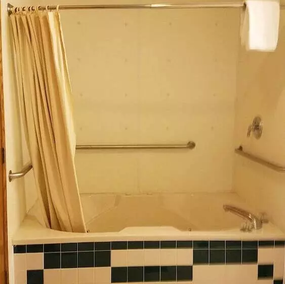 ホテル Inn Of The Pines