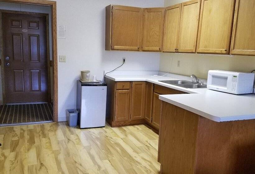 酒店 Inn Of The Pines