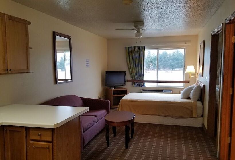 酒店 Inn Of The Pines