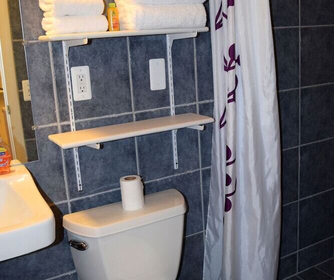 هتل Veterans Park