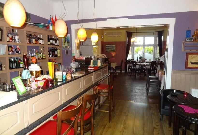 ホテル Pensjonat U Kota Wasyla