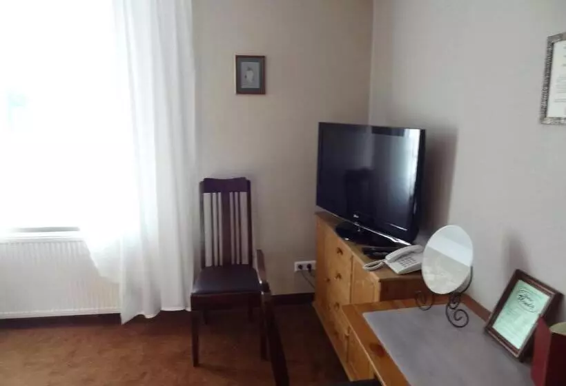 Hotelli Pensjonat U Kota Wasyla