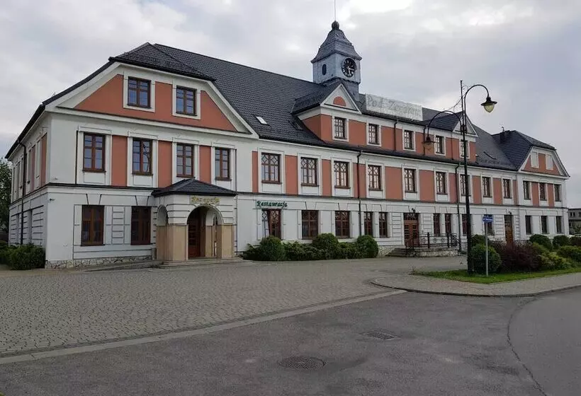 Hotelli Rezydencja Pod Zegarem