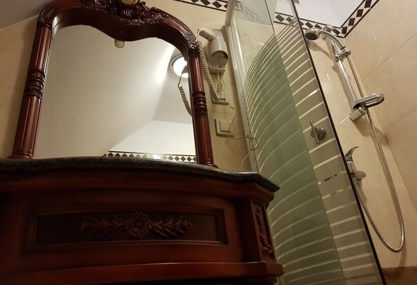 فندق Rezydencja Pod Zegarem