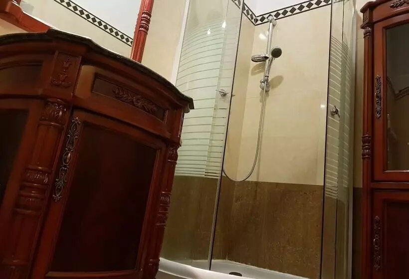 Hotelli Rezydencja Pod Zegarem