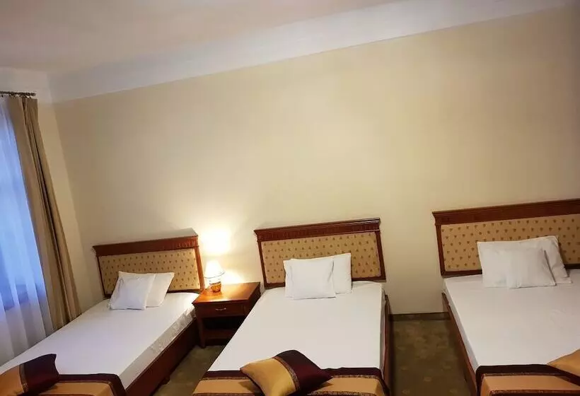 Hotelli Rezydencja Pod Zegarem