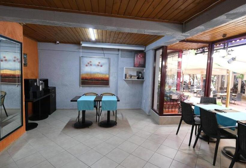 Отель Agora Apart