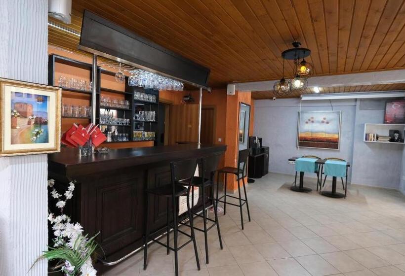 Отель Agora Apart