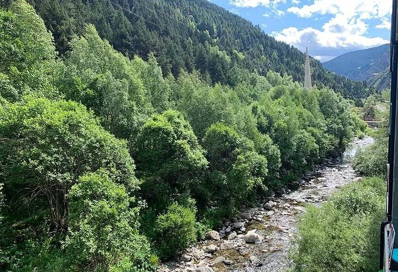 Apartamentos Canillo 3000