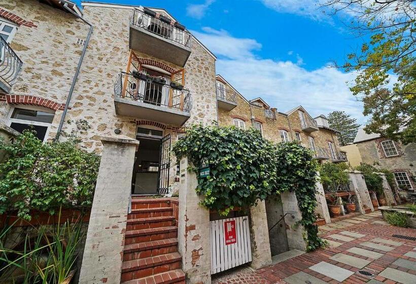 Fremantle Port Mill Bed & Breakfast   Unique Accommodation