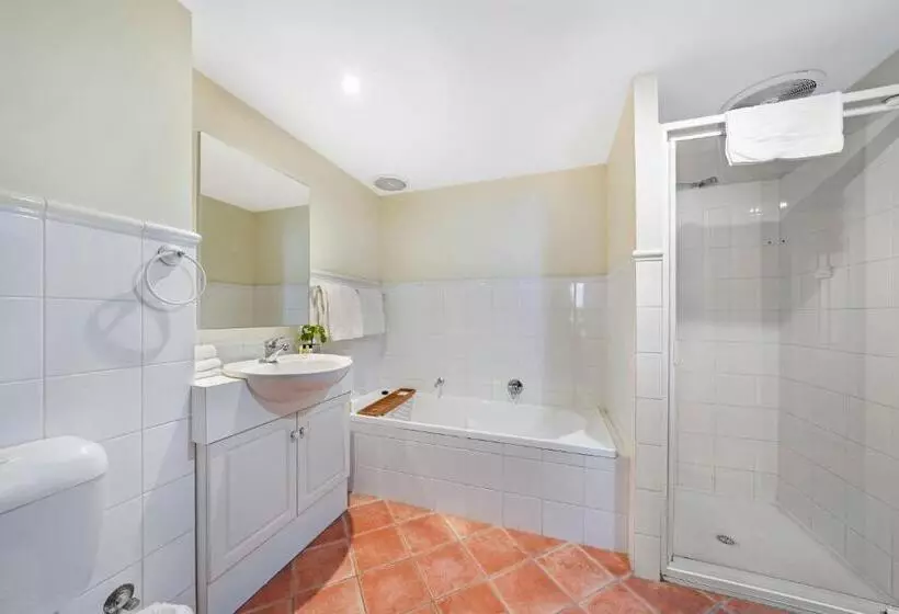 Fremantle Port Mill Bed & Breakfast   Unique Accommodation