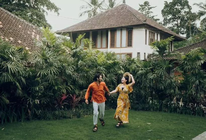 هتل Adiwana Svarga Loka  A Retreat Resort