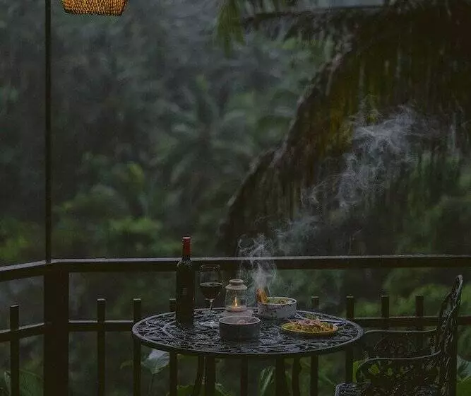 هتل Adiwana Svarga Loka  A Retreat Resort