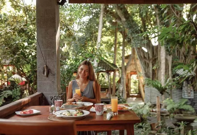هتل Adiwana Svarga Loka  A Retreat Resort