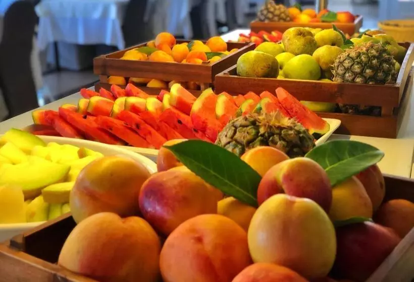 هتل Bellevue Metropol Lake Resort