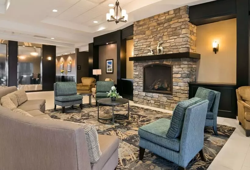 酒店 Best Western Plus Okotoks Inn & Suites