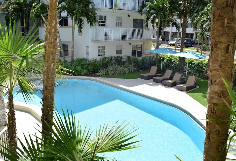 Hotel Coral Reef At Key Biscayne