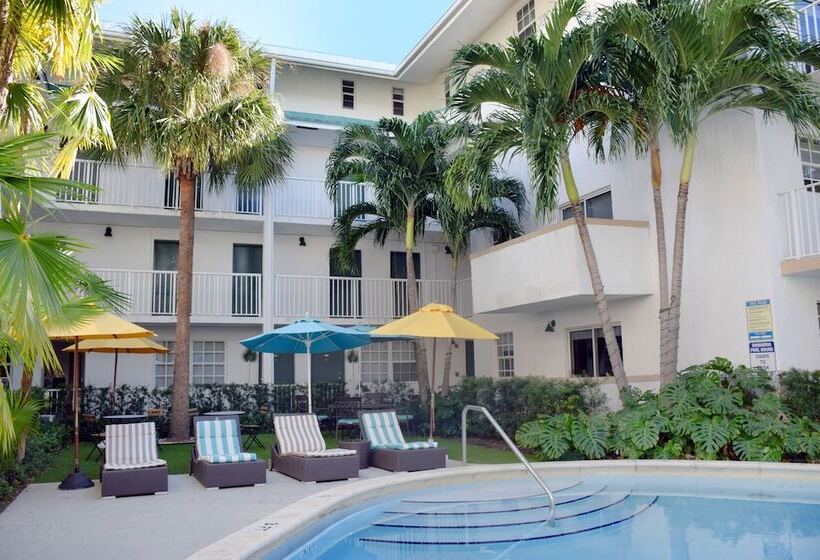 Hotel Coral Reef At Key Biscayne