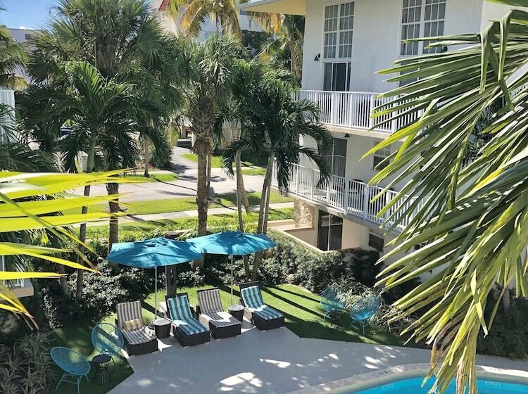 Hotel Coral Reef At Key Biscayne