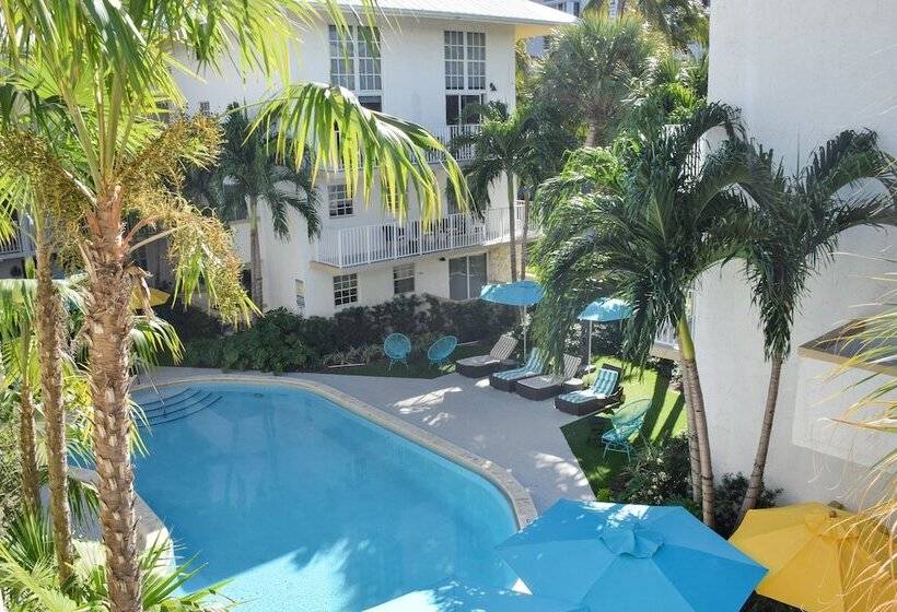 Hotel Coral Reef At Key Biscayne