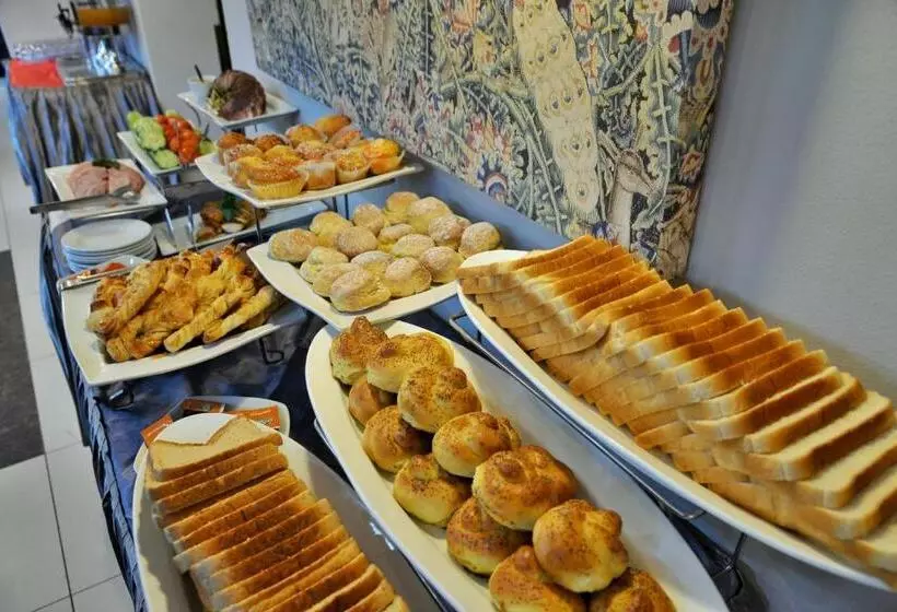 هتل Cresta Churchill